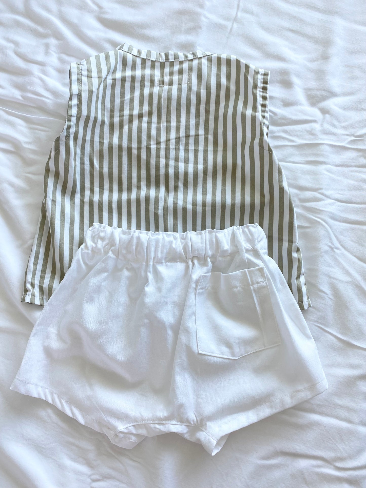 ZaiZai Baby Short Set - 100% Cotton - khaki Stripe Buttoned Top with White Drawstring Short