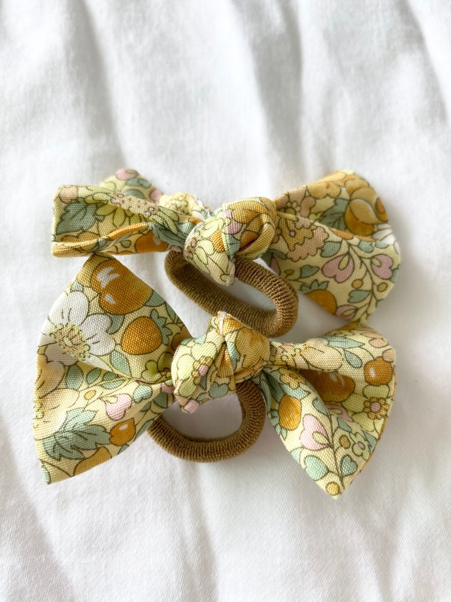Libby Gold Harvest Bows and Scrunchies -