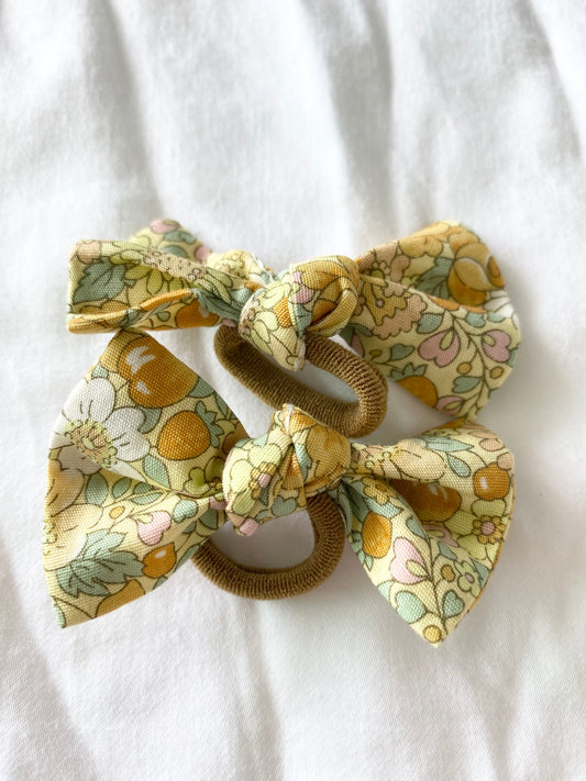 Libby Gold Harvest Bows and Scrunchies -