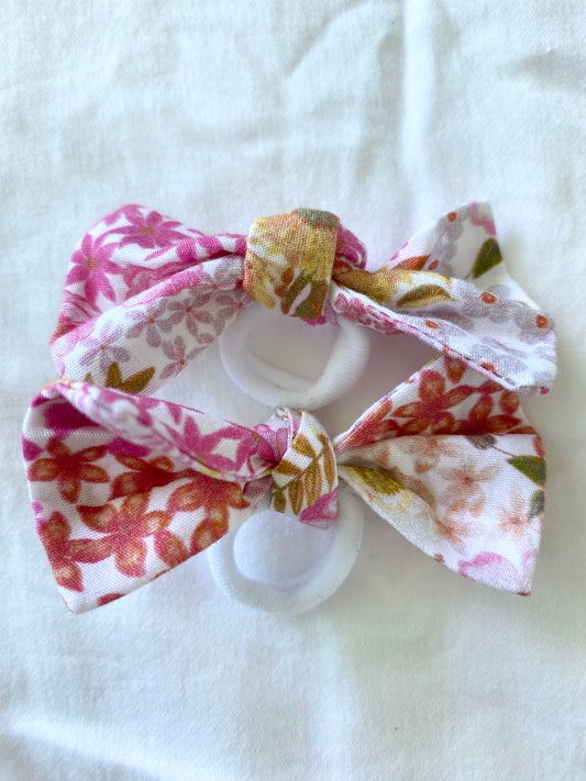 Libby Pink Yellow Bows & Scrunchies