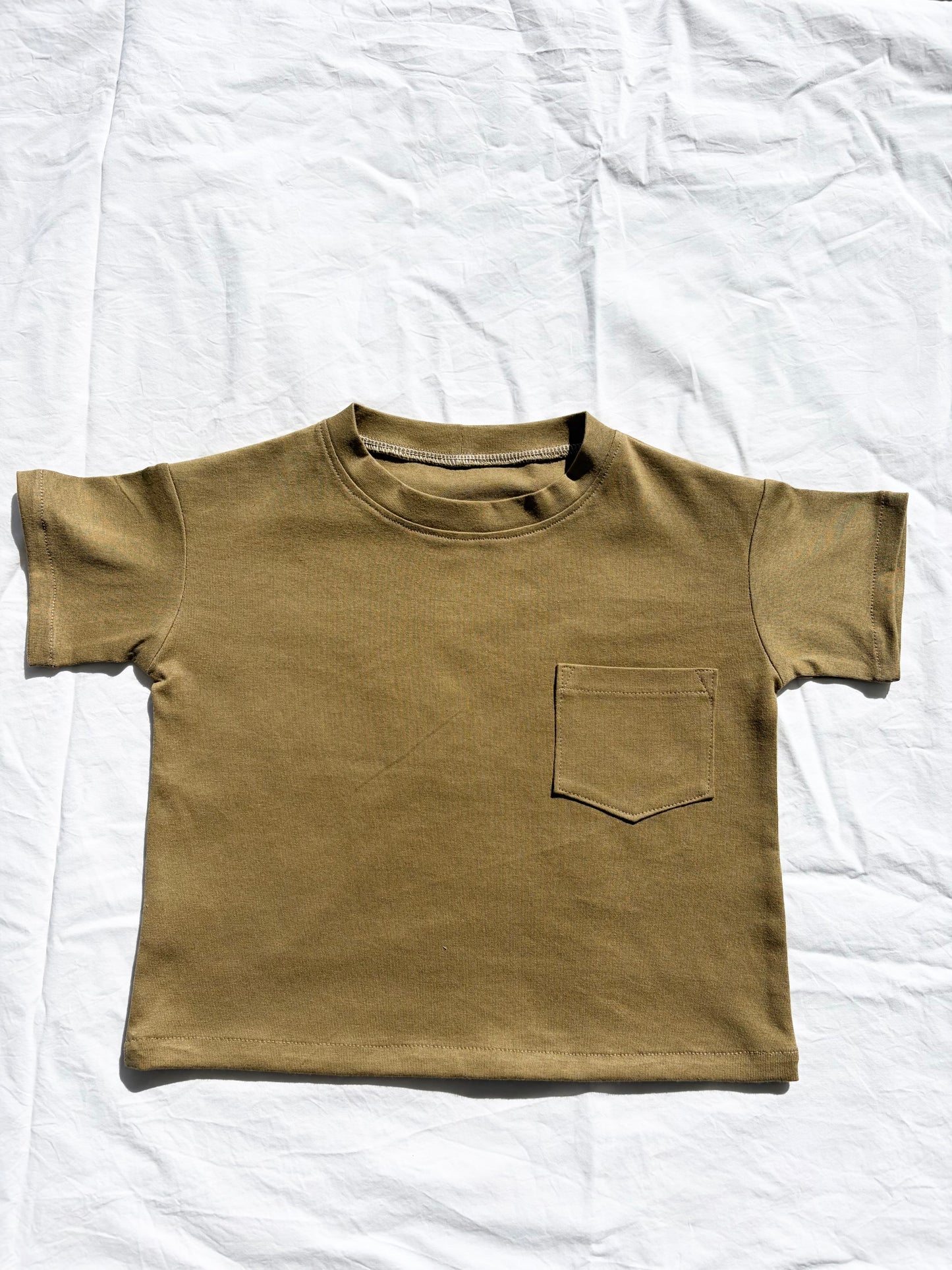 Unisex Basic T-Shirt - Comb Cotton Jersey - Olive