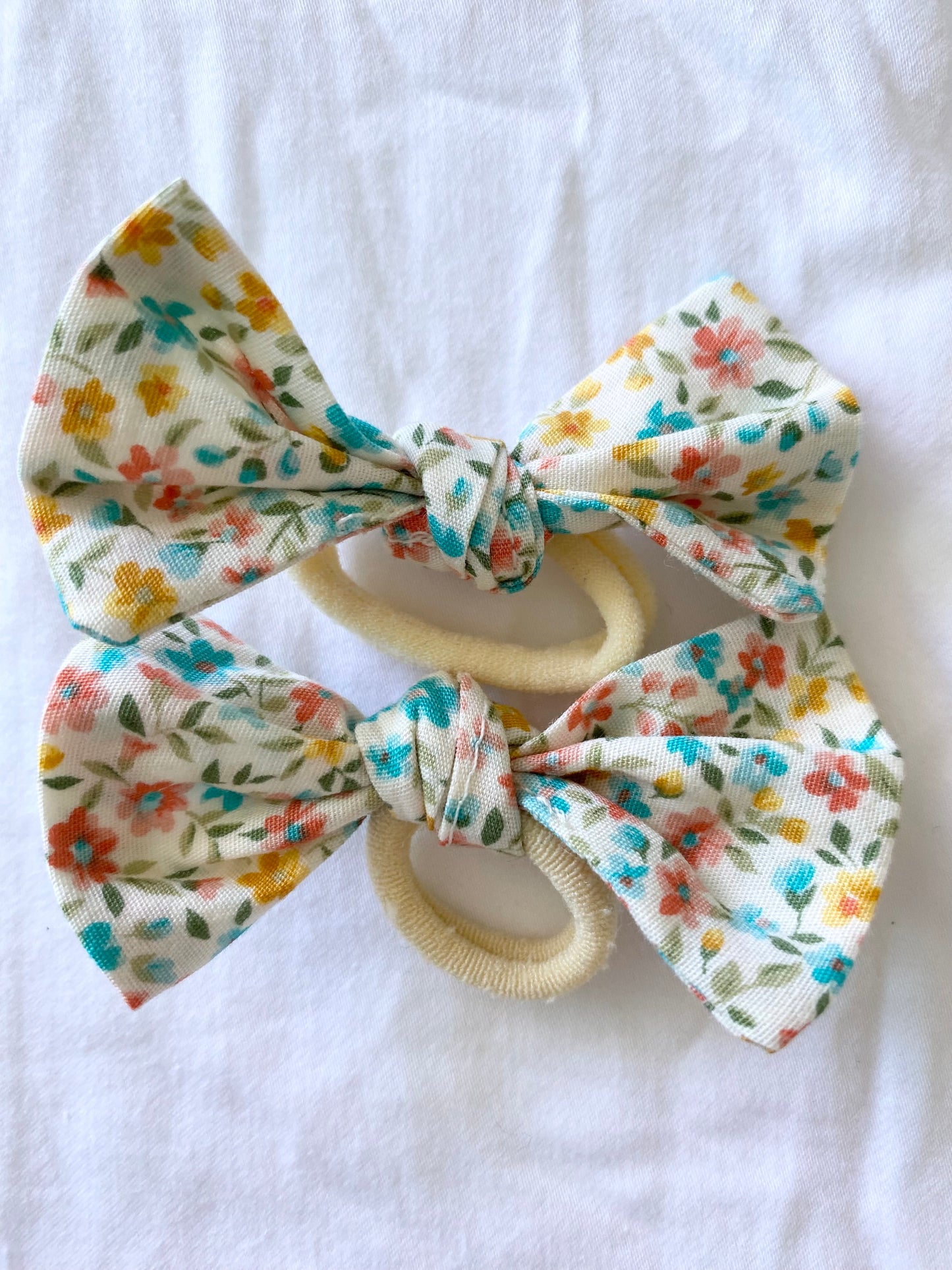 Libby Multi Yellow Sprig Bows & Scrunchies